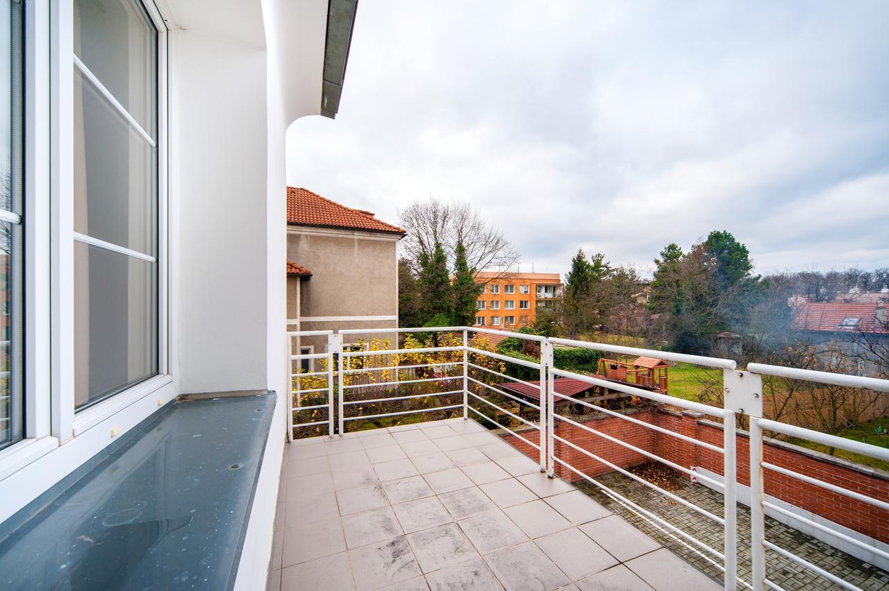 Villa Voyta Prague Exterior photo
